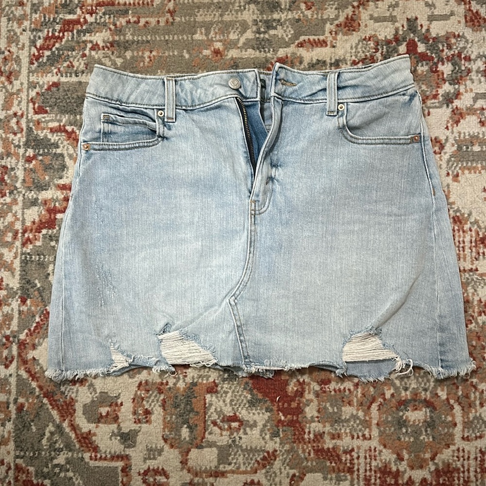 Mini Skirt!